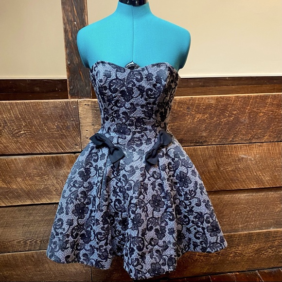 Betsy Johnson Full Skirted Brocade Strapless Mini Gown Gothic Witchy Victorian - Picture 2 of 14